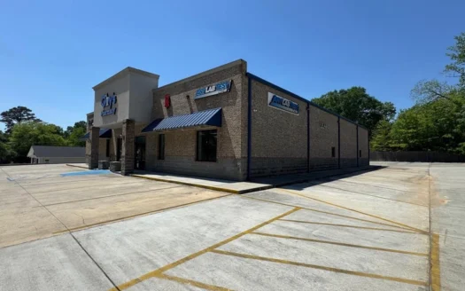 Excellent Commercial Property in SW MS!