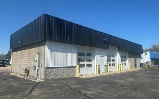 Prime Auto Service Opportunity in Plover