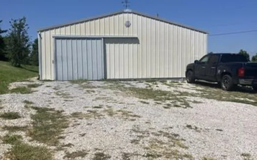 Commercial Building & 5 Acres, Owingsville Ky