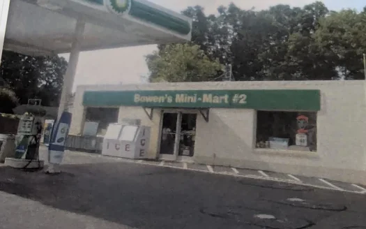 Versatile Convenience Store with Home on 4 Acres in VA