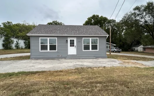 Commercial Building for sale in Ava Mo