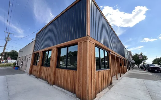 Eastern Oregon Broadway Avenue Commercial Building