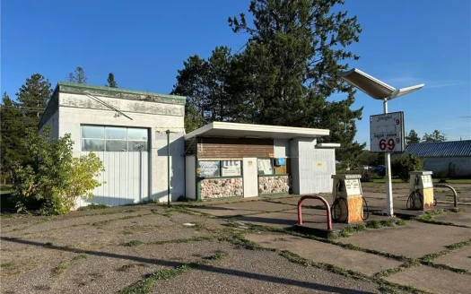 Commercial Property – Retail & Office – For Sale in Rutledge MN