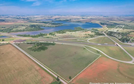 Washita County, OK Acreage on High Traffic I-40