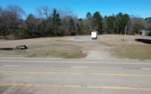 Prime Commercial 2.613 Acre Lot in Atlanta, Texas