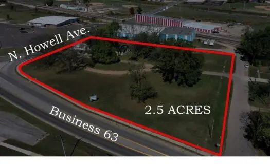 Missouri Ozarks commercial property for sale in West Plains