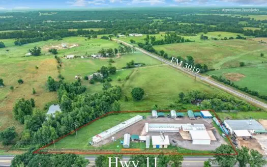 5 Homes + 60 Storage Units + Barndominium – Winnsboro, Texas