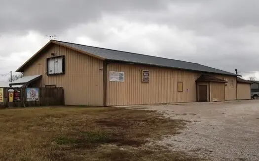 Commercial Building for Sale in Chanute, Kansas