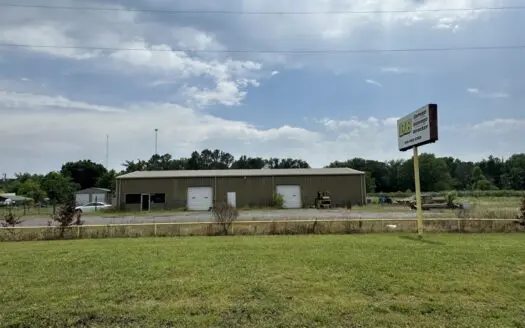 Mechanic Shop/Commercial Building for Sale — Wilburton, OK