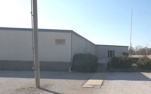 Great Manufacturing Building for Sale in Neodesha, KS