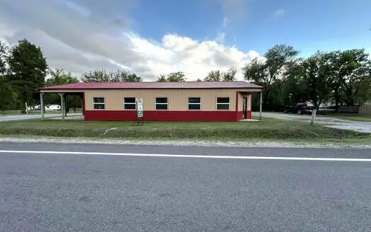 Prime Commercial Opportunity on Busy Hwy 62 in Yellville!