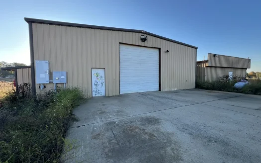 7 Commercial Acres and 3 Buildings For Sale, Hwy 65, Damascus, AR