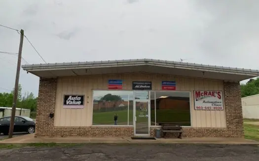 Auto Clinic For Sale in Daingerfield