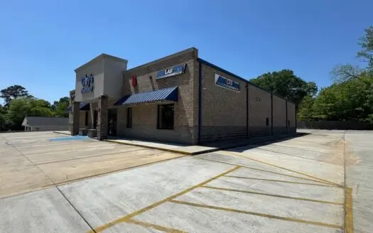 Excellent Commercial Property in SW MS!