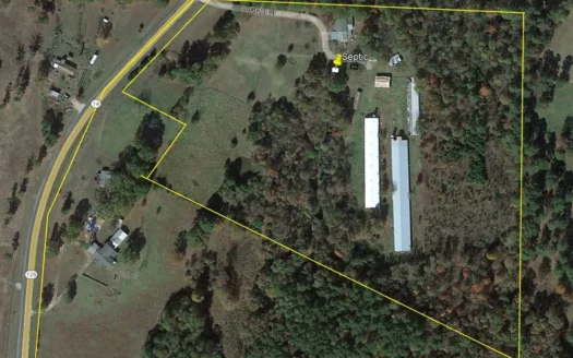 Country Home & Acreage With 30,000 Sq Ft Of Bldgs