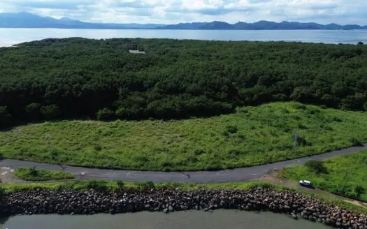 Oceanfront lots on the road to Punta Chame, La Claridad