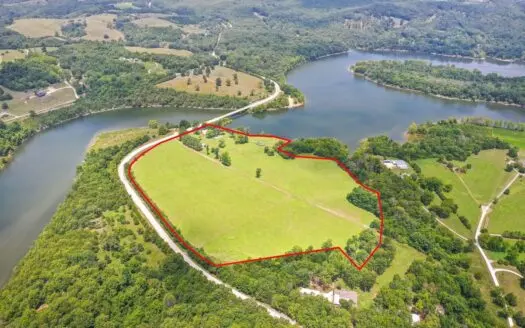 Lakefront Home For Sale In Northwest Arkansas