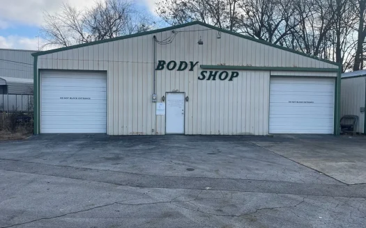 Commercial buildings & lot for sale in downtown Franklin Ky.