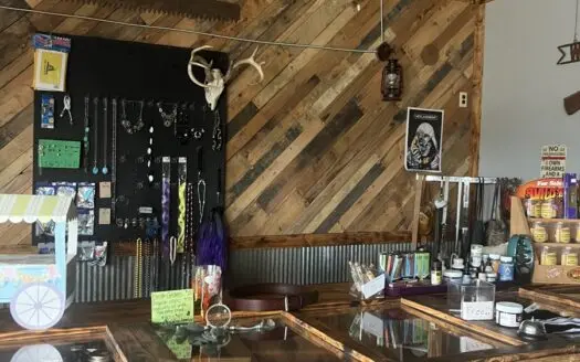 Commercial Building in Medford, Ok