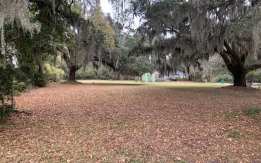 Commercial Property in Medical Corridor