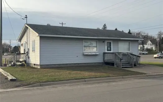 Prime Office Space For Sale or Lease in Milaca Minnesota