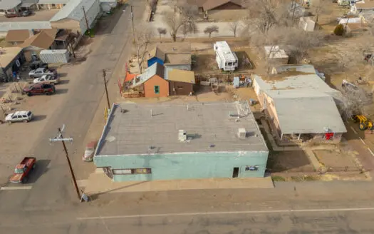 Rare investment opportunity in the heart of historic Seligman, AZ