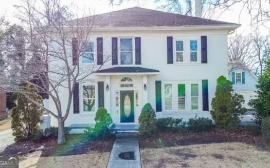 Office Space Available in Downtown Winder Remodeled