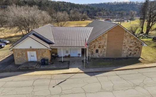 Investment Opportunity in Gainesville MO Ozarks 4 Bed 4 Bath