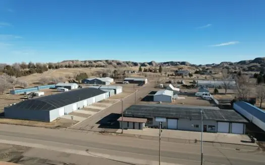 Versatile Glendive Commercial Space ±24,000 SF