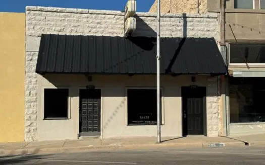 Investment Opportunity on Main – Office or Retail Potential