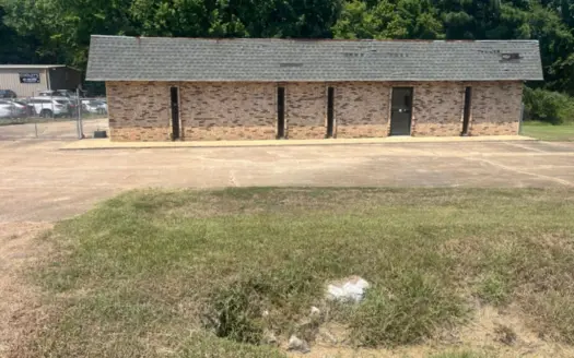 Commercial Building for Sale in Clinton, MS