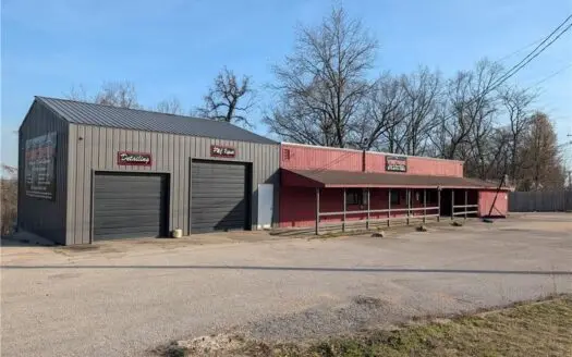 Commercial buildings and land for sale Camdenton, MO