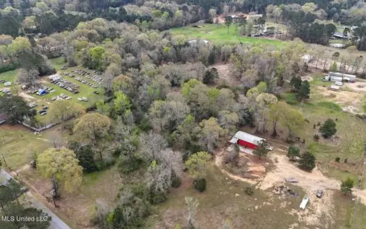 Summit Ms Land Near the Interstate I-55