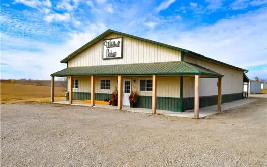 Turnkey Sports Bar & Event Center on 4.5 Acres in King City, MO