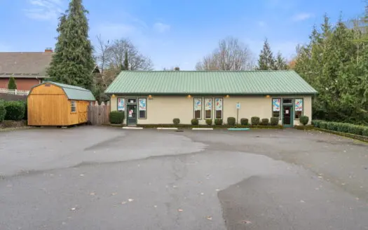 2,196 SF Vancouver Office Building | OR-43 Zoning