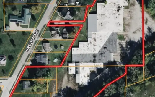 Industrial Facility with Office & Loading Docks in Robinson