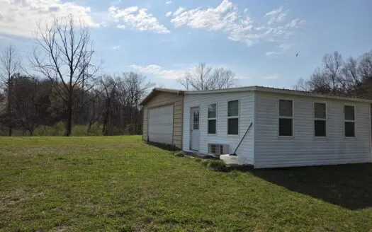 Waynesboro TN 1.29 Acre Garage Office Workshop Homesite For Sale