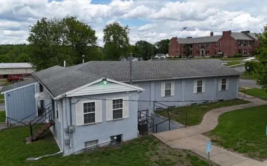 Online Auction Multi Use Building