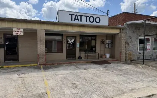 Fantastic Commercial Building Downtown Winnsboro, Texas