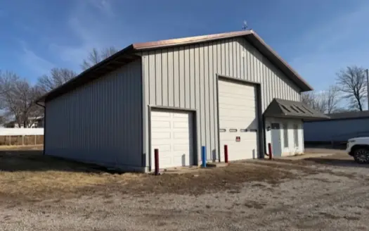Opportunity Calling! Stewartsville Mo Bldgs For Sale