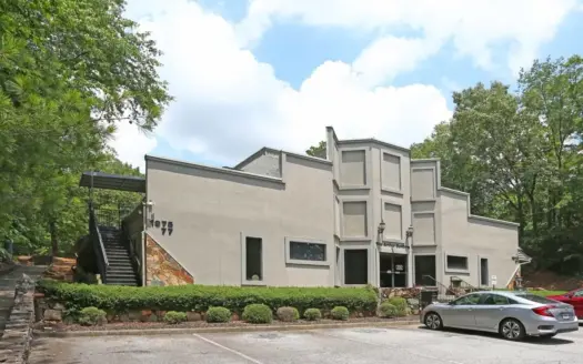 Prime Multi-Tenant Office & Retail Space Minutes from Truist Park