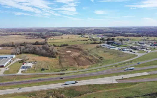 Commercial Property Near I35 in Bethany, MO