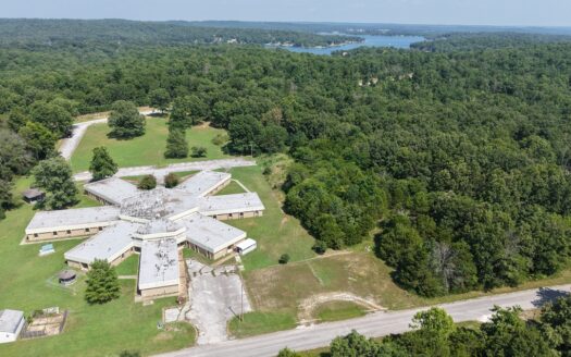 Commercial Building And Land For Sale In North Central Arkansas