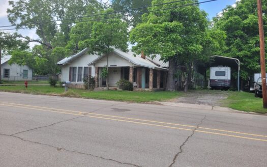 Historic Investment Home with Rental Potential in Deport TX