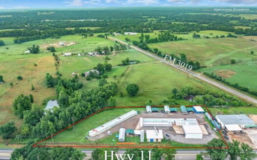 5 Homes + 60 Storage Units + Barndominium – Winnsboro, Texas