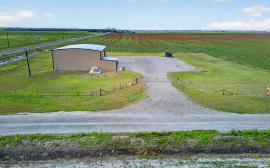 2 Acres with Shop, Office & Room to Build Near Calallen TX