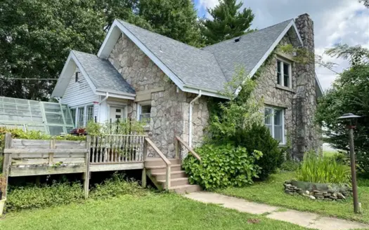Horse Property in Town with Commercial Opportunity