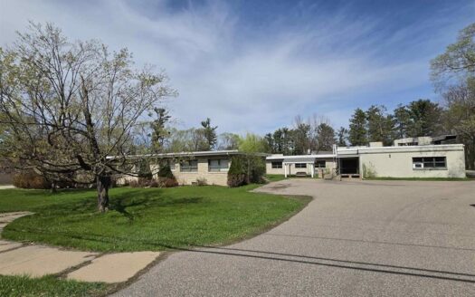 Multi Family Zoning For Sale in Waupaca County- Zoned R3