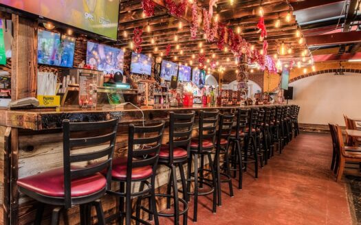 Thriving Turnkey Restaurant and Bar for Sale in Zillah, WA