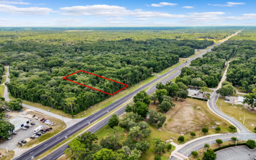 1  Acre Commercial Lot In Chiefland, Florida